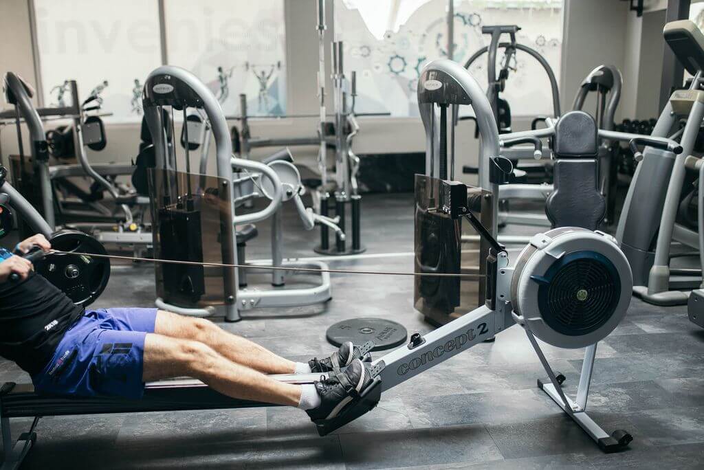 doing-exercise-on-a-rowing-machine
